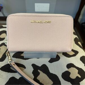 Michael Kors Blush Pink Wallet